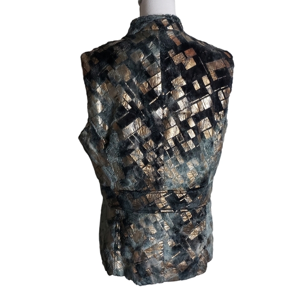 Erin London Faux Fur Vest Size Medium Gray Gold Metallic Abstract Print Full Zip - Picture 4 of 14